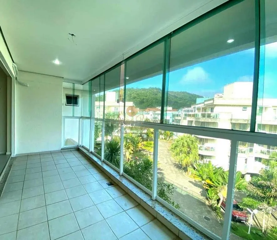 Imagem Cobertura Duplex para Venda em Niterói / RJ no bairro Itacotiara