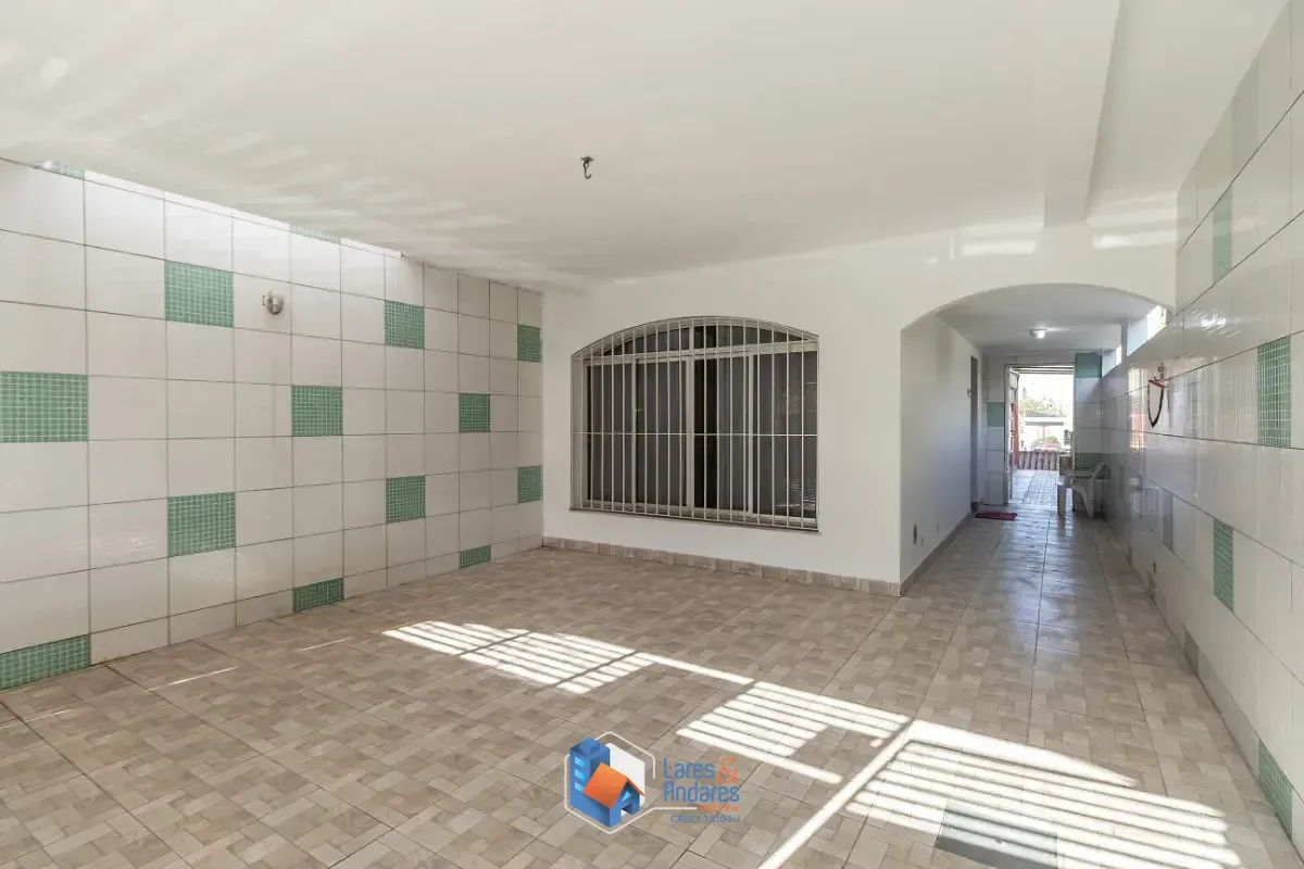 Imagem Sobrado para venda em Jardim Umuarama com 3 quartos, sendo 1 suíte, 180m²