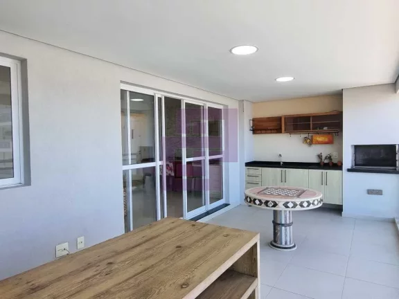 Imagem Impecável, com lazer de Clube. 100 metros do mar.