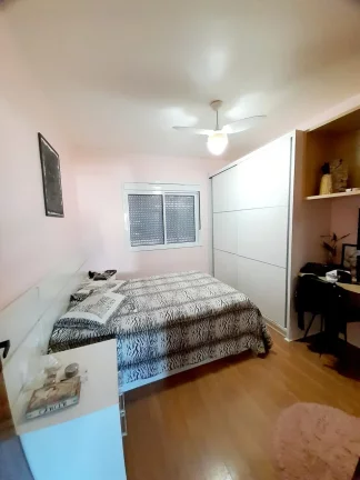 Imagem Magnífico Imóvel em Garopaba-SC: Casa e 2 Aptos, Vista para o Mar, 310m², Próx. à Praia.