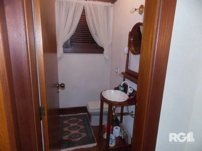 Imagem CASA EM CONDOMÍNIO DE ALTO PADRÃO