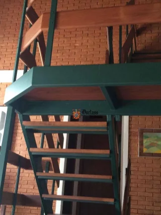 Imagem Sobrado com 3 dormitórios à venda, 145 m² por R$ 1.200.000,00 - Vale Encantado - Campos do Jordão/SP