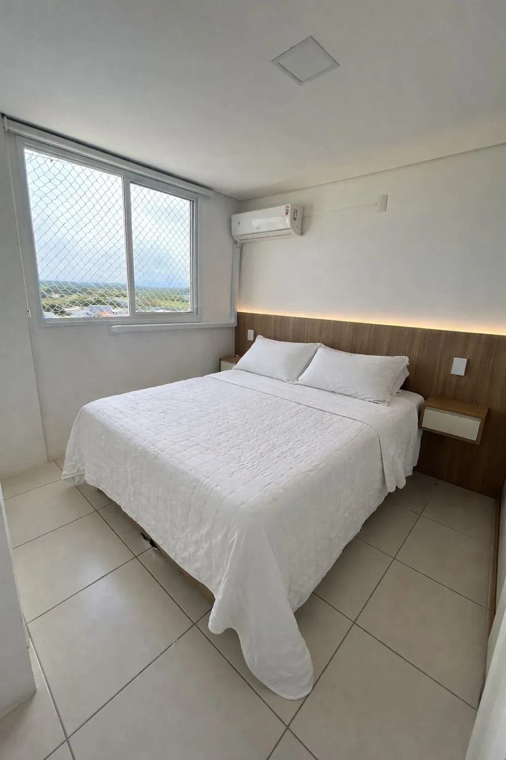Imagem Apartamento com 3 Quartos à Venda, 68 metros em Torres - Torres