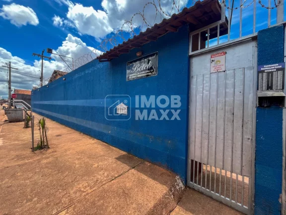 Imagem Carla Nunes - CRECI 31697- (61) 99123-8436 Vende Casa no Residencial Betel em Valparaíso - Com 2 Dormitórios, 125m², R$100.000