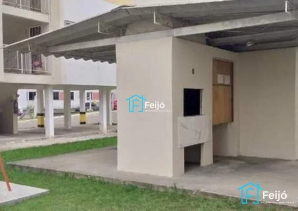 Imagem Apartamento 2 dormitórios reformado com, box fixo na Restinga