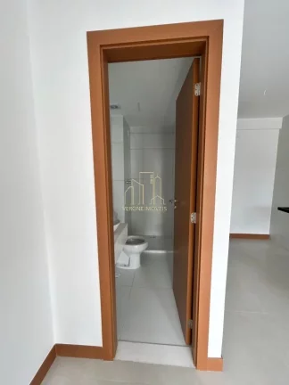 Imagem Lindo Studio de alto padrão com varanda a venda na Barra