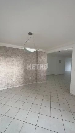 Imagem Apartamento. Edf. Anthurius, 180m aproximados , 4 quartos, sendo 02 suítes
