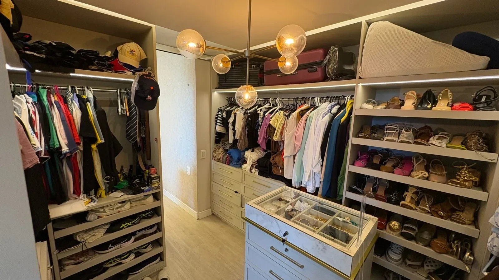 Imagem Apartamento com 3 Quartos à Venda, 225 m² em Meireles - Fortaleza