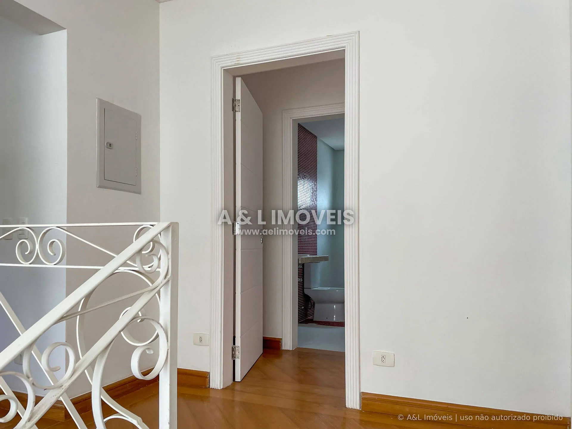 Imagem Sobrado com 321,56 m² e 4 suítes no Jardim das Pérolas