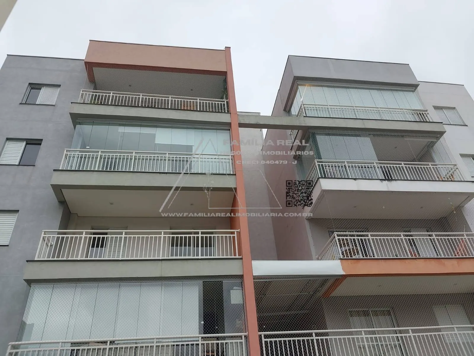 Imagem Apartamento, com 03 Dormitórios, com sacada e 2 vagas fixas, à venda, na Vila Aricanduva.