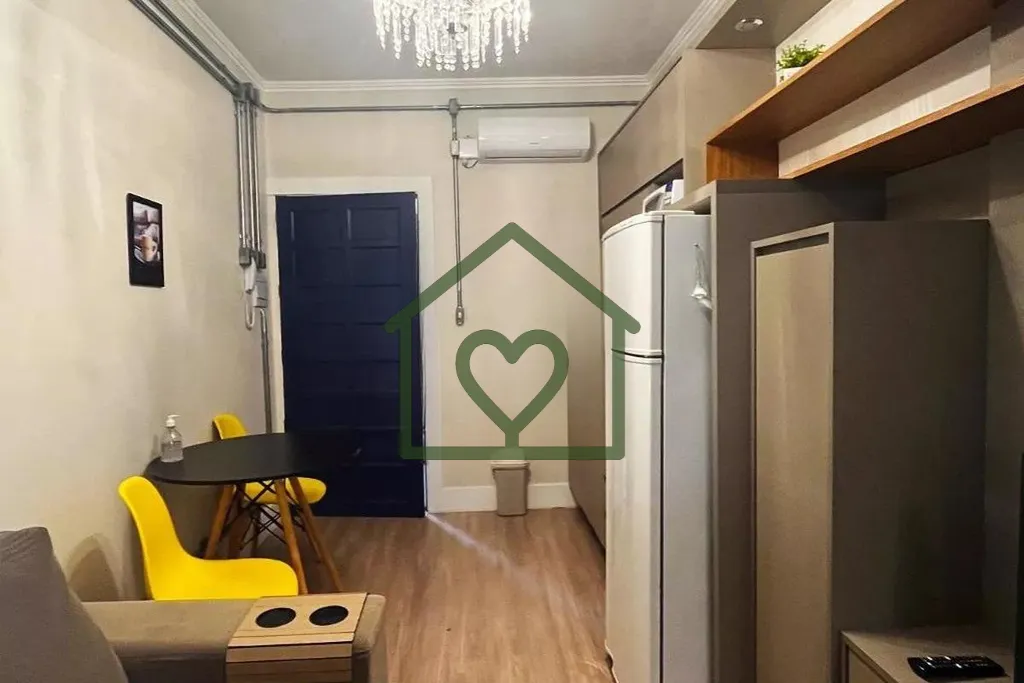 Imagem Apartamento aconchegante, mobiliado e pronto para morar no Centro Histórico de Porto Alegre!

Excel...