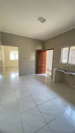Imagem Casa com 2 dormitórios à venda, 82 m² por R$ 398.000,00 - Mirim - Praia Grande/SP