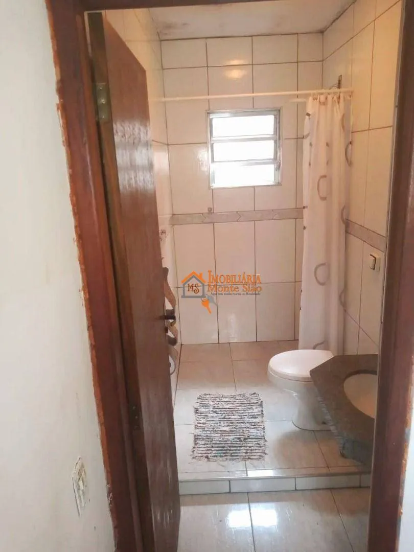 Imagem Sobrado com 3 dormitórios à venda, 250 m² por R$ 530.000,00 - Parque Continental - Guarulhos/SP