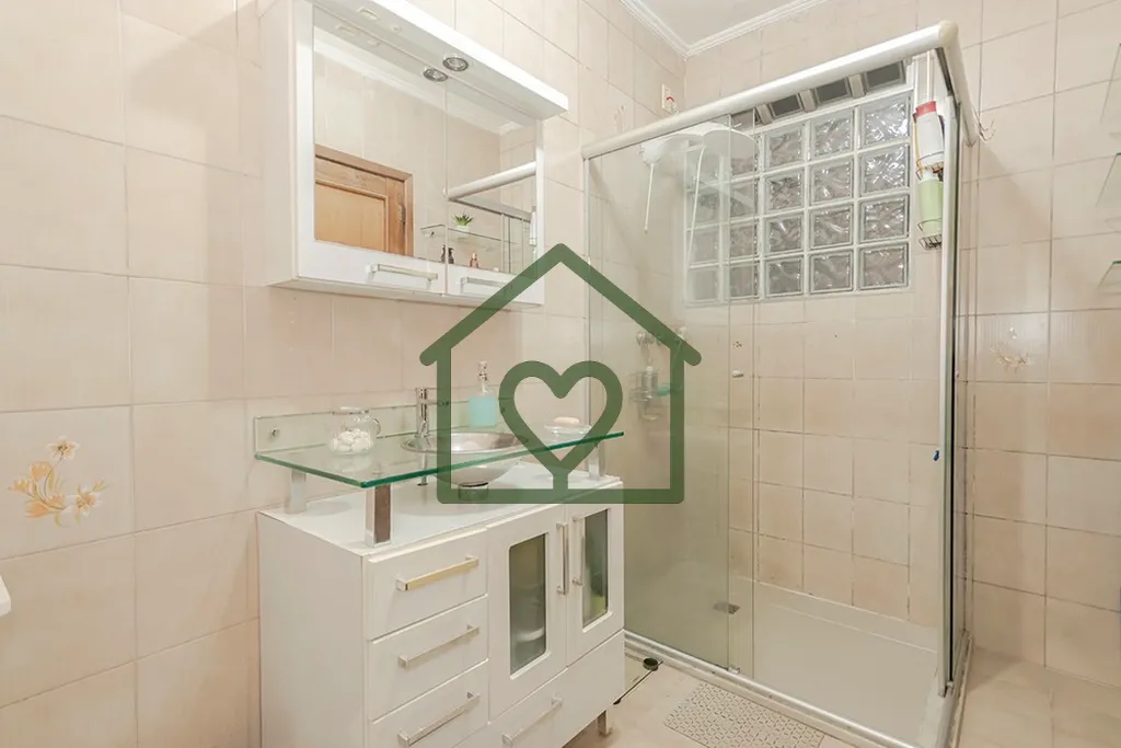 Imagem Descubra o encanto deste apartamento para venda, localizado em uma das regiões mais vibrantes de Po...