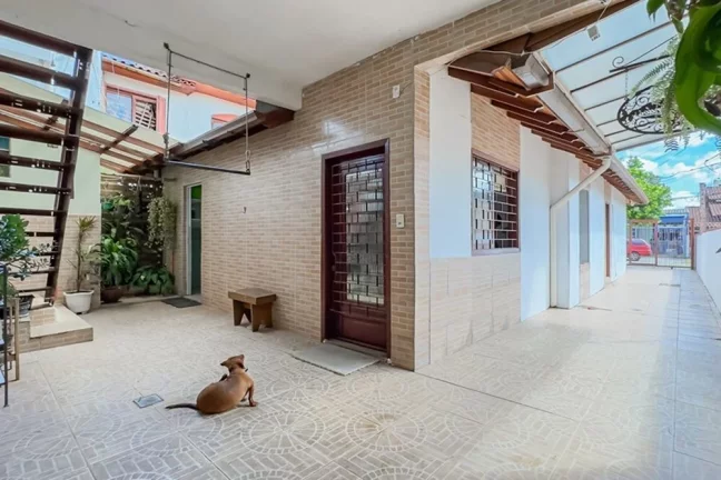 Imagem Casa para venda no bairro Santa Maria Goretti em Porto Alegre