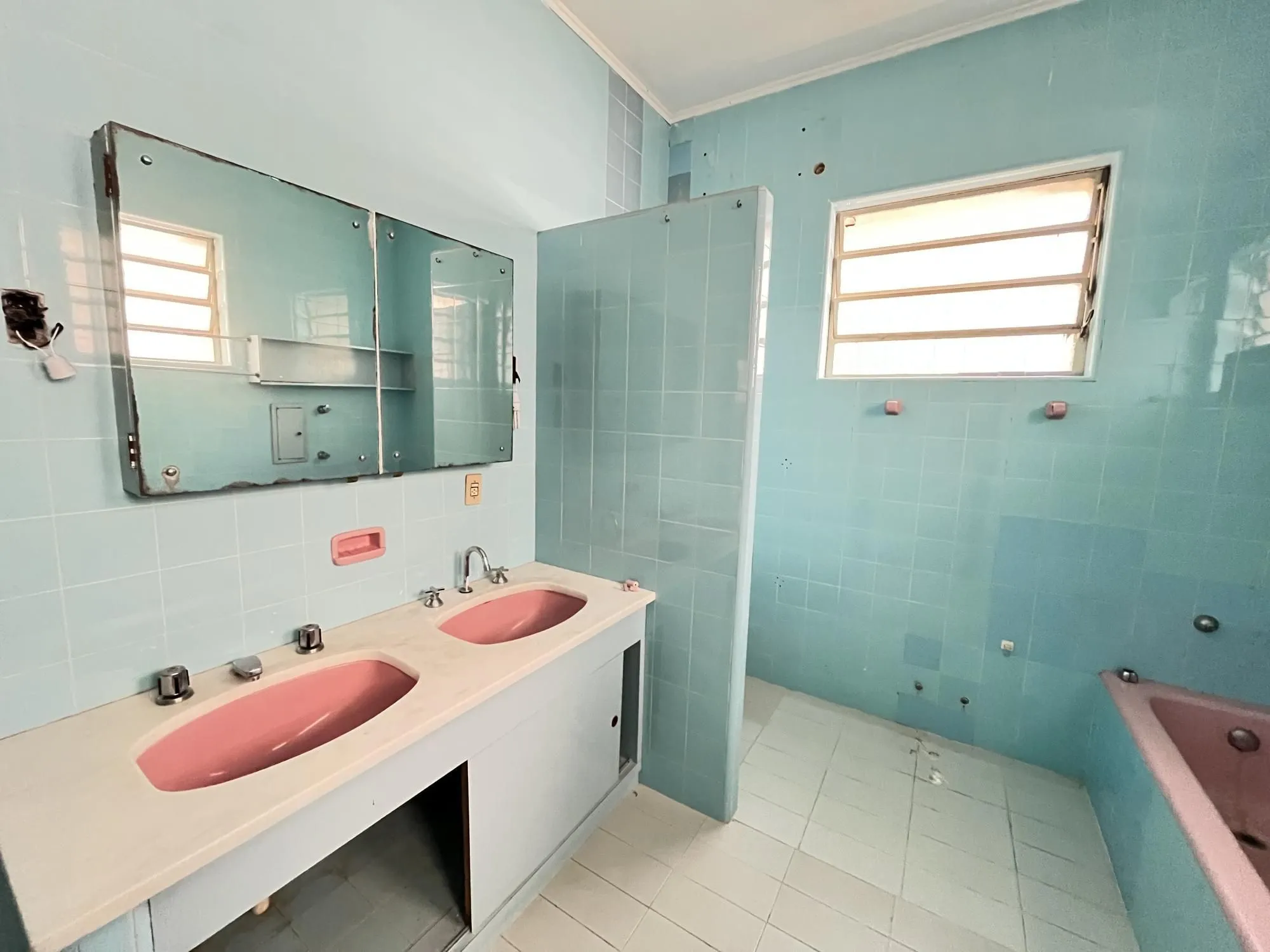 Imagem Casa na Quintino Bocaiuva com 400,00m².