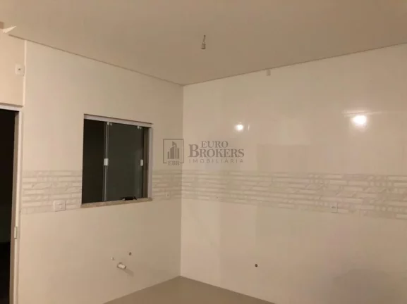 Imagem Sobrado novo no Centro de Balneário Camboriú.