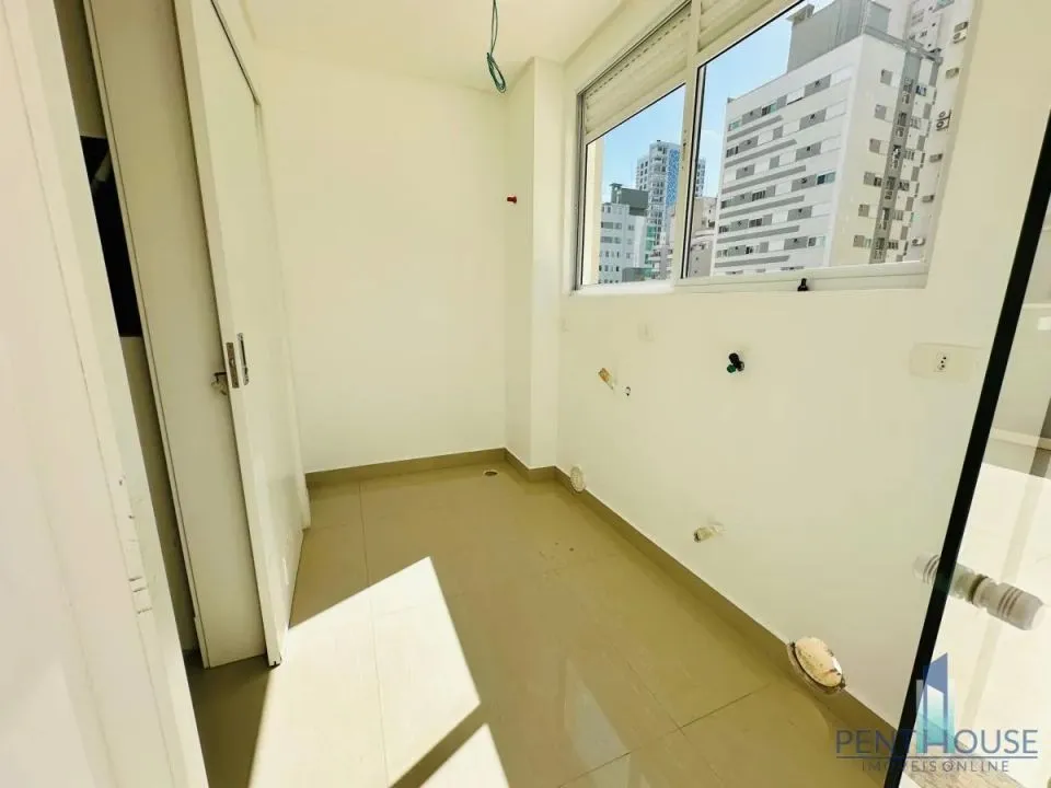 Imagem Apartamento com Terraço para Venda em Balneário Camboriú, CENTRO, 3 dormitórios, 3 suítes, 4 banheiros, 2 vagas