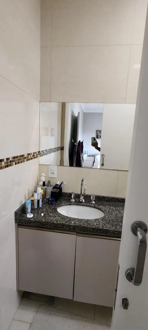 Imagem Sobrado mobiliado à venda em Cascavel, Coqueiral - 110.18m², suíte mais dois quartos, Churrasqueira, Portão eletrônico