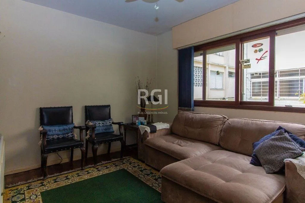 Imagem Cobertura para Venda - 240m², 3 dormitórios, sendo 1 suites, Rio Branco