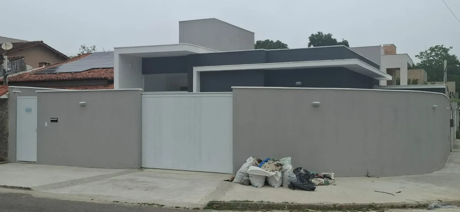 Imagem Casa com 3 Quartos à Venda, 90 metros em Piratininga - Niterói