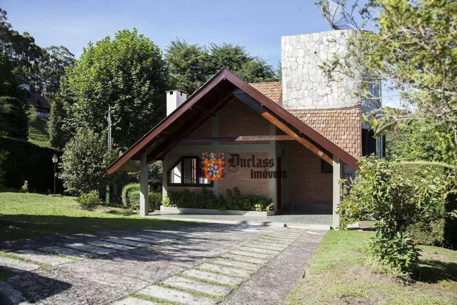 Foto do imóvel Sobrado com 3 dormitórios à venda, 145 m² por R$ 1.200.000,00 - Vale Encantado - Campos do Jordão/SP