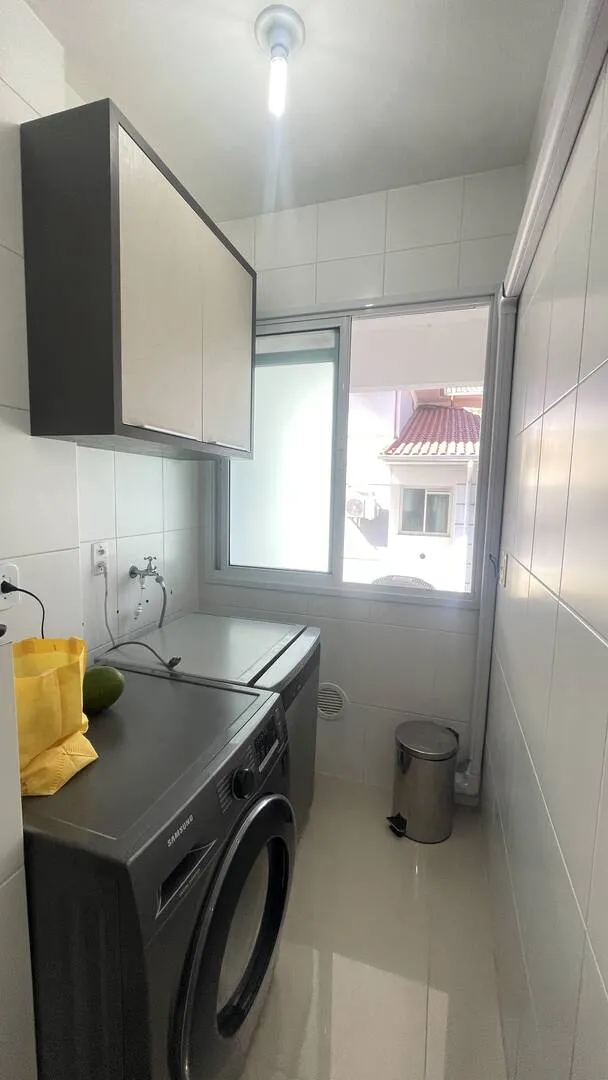 Imagem Apartamento para alugar em Canasvieiras 2 quartos com suíte e sacada
