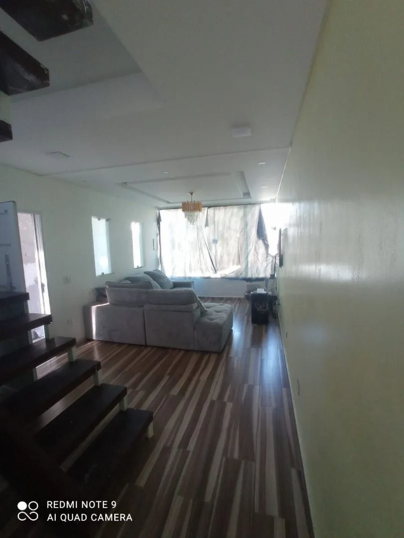 Imagem Sobrado com 3 dormitórios à venda, 350 m² por R$ 779.000,00 - Jardim Adriana - Guarulhos/SP