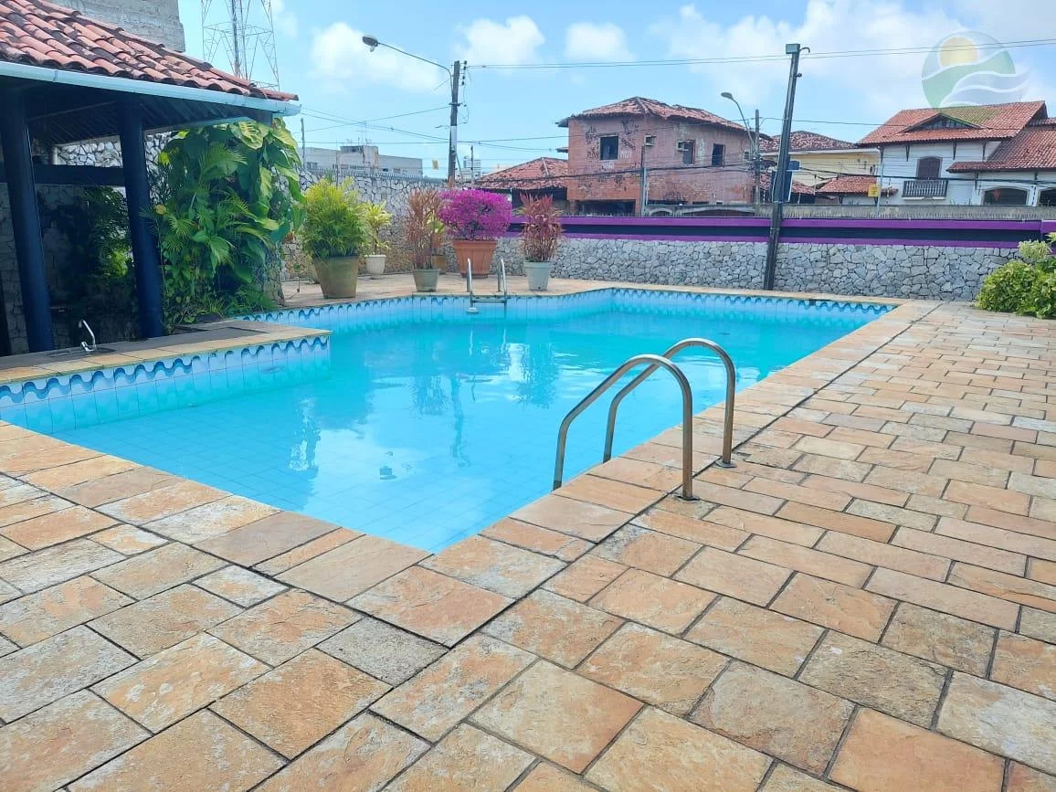 Foto do imóvel Casa com 694m2 área útil, para venda, próximo rádio Maranata, Piedade, Jaboatão-PE. em Rua Emiliano Ribeiro