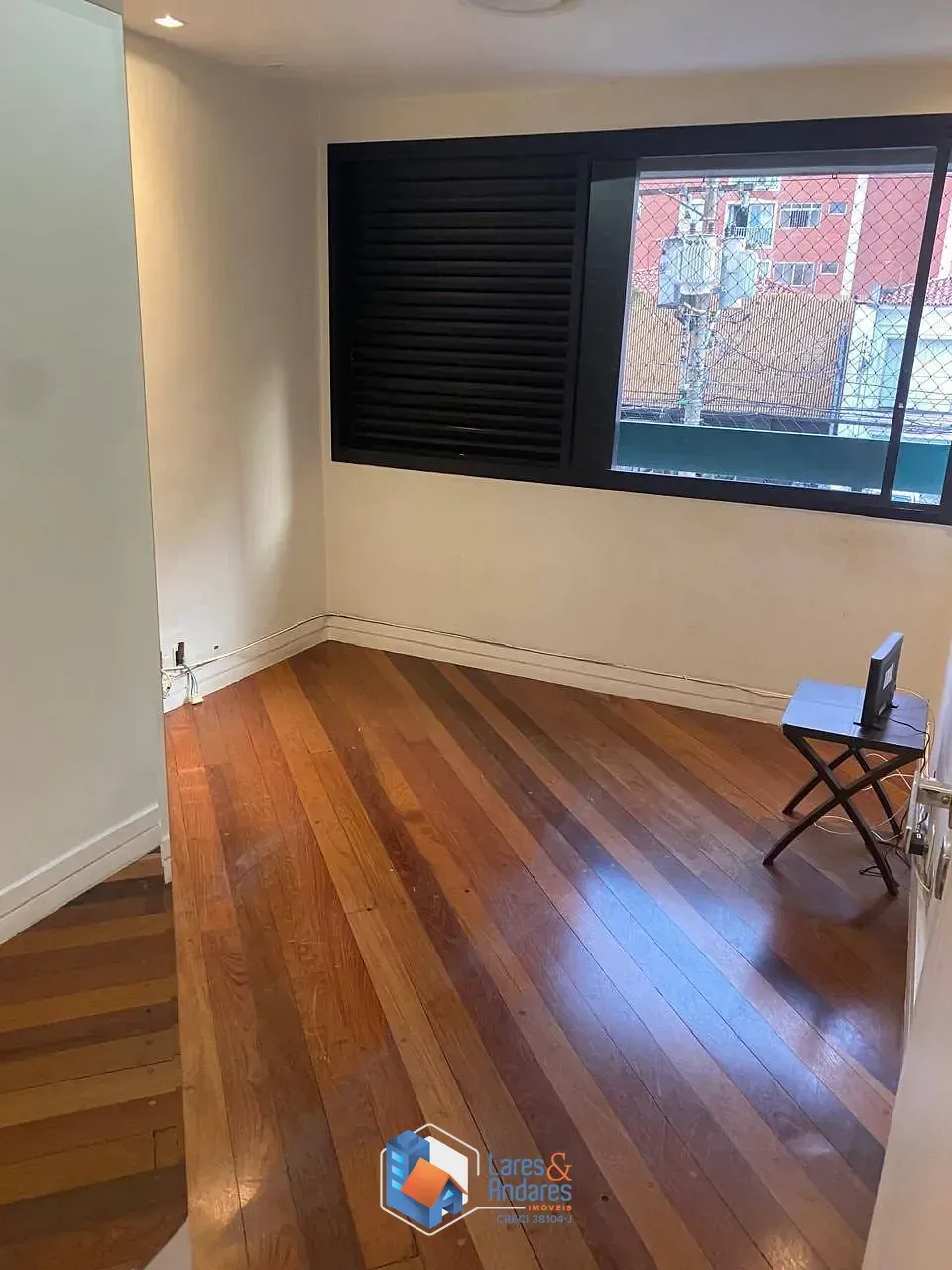 Imagem APARTAMENTO À VENDA 147M², C/ 4 DORMS (1 SUÍTE), 2 SACADAS PRIVATIVAS, 2 VGS FIXAS, MOEMA - SÃO PAULO - SP.