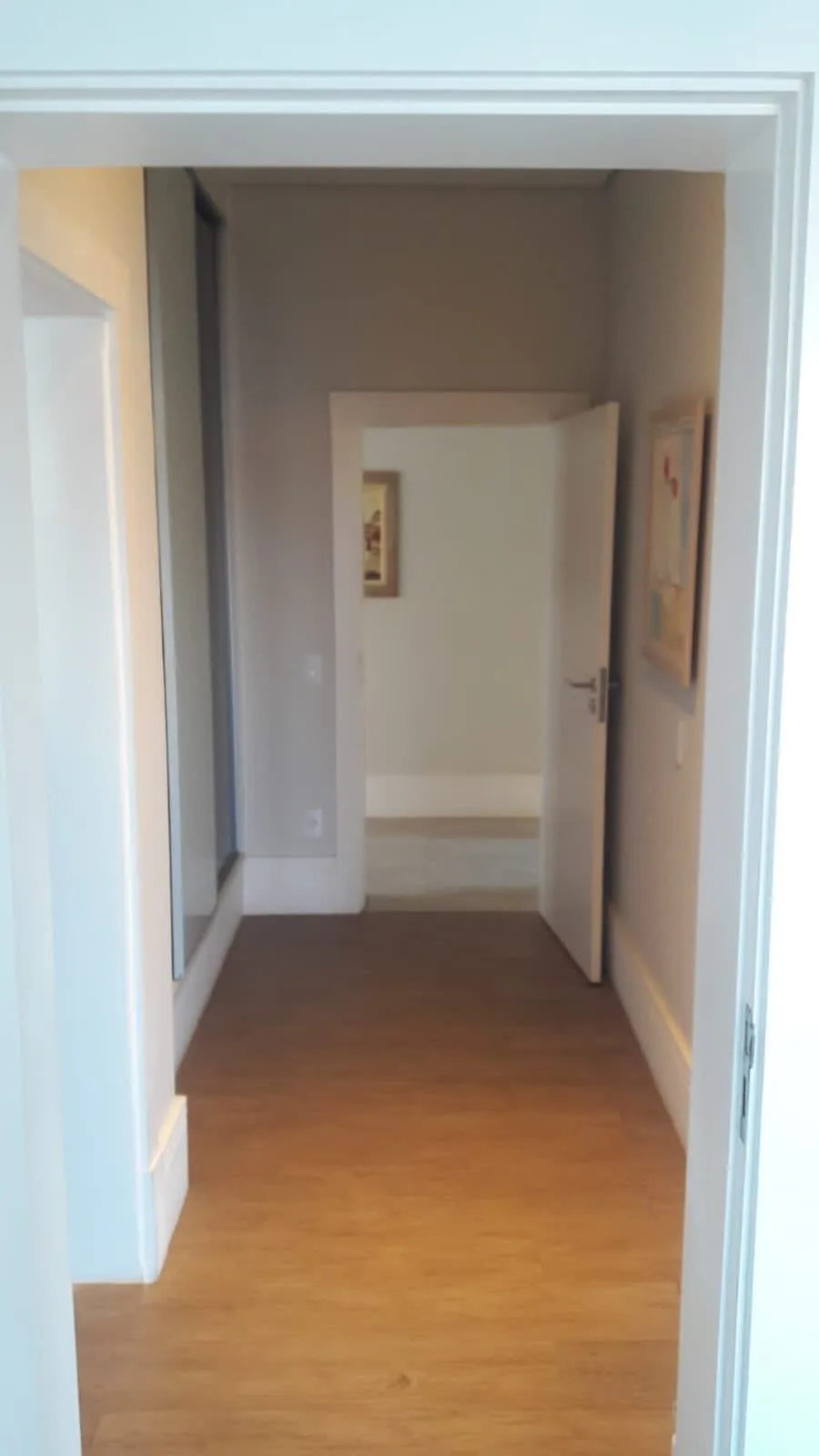 Imagem Linda Casa no Condomínio Fazenda Imperial - Sorocaba SP.