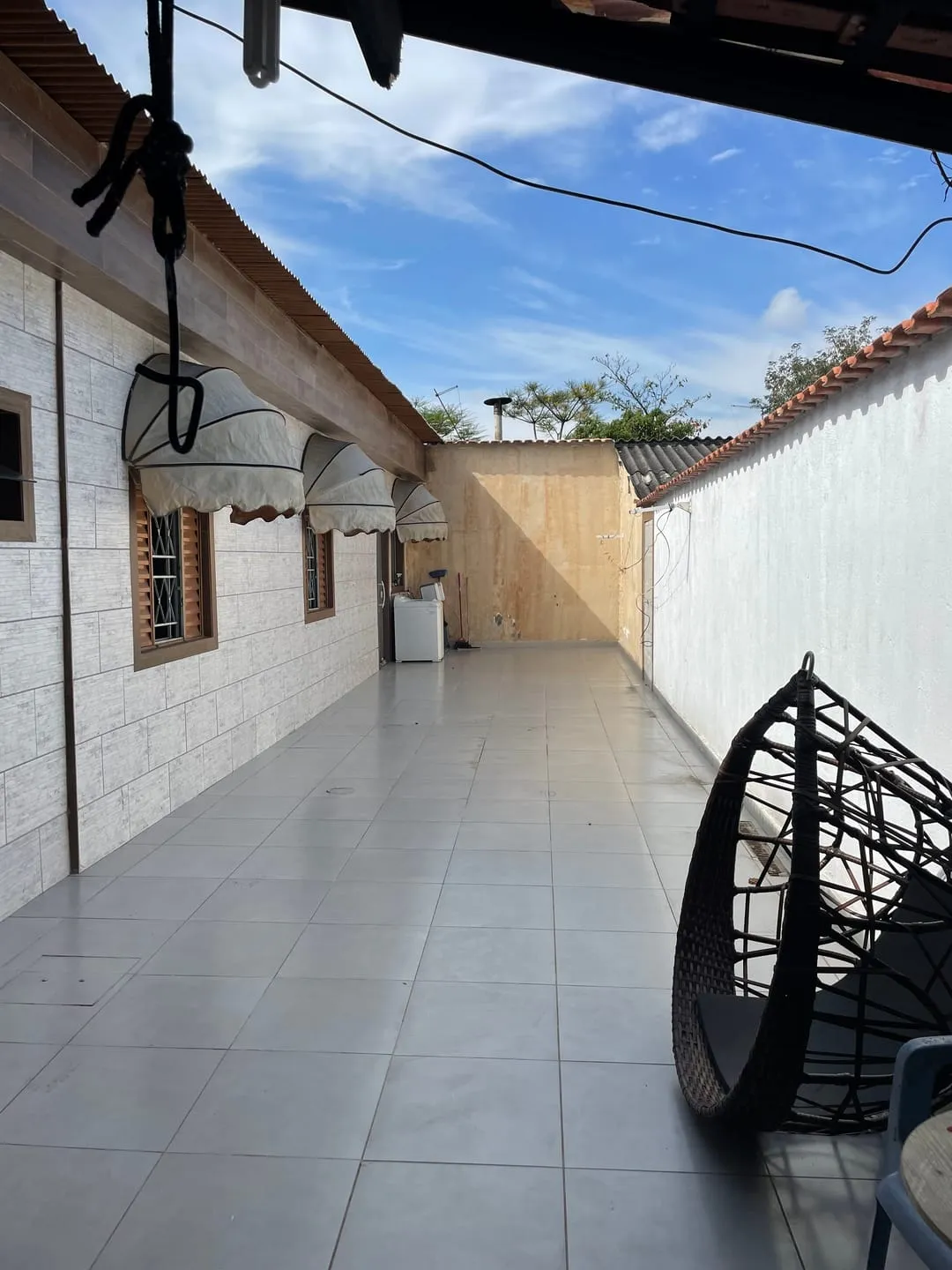 Imagem Casa à venda 2 Quartos, 2 Vagas, 221M², Conjunto Habitacional Terra dos Ipês II (Fase II), Pindamonhangaba - SP
