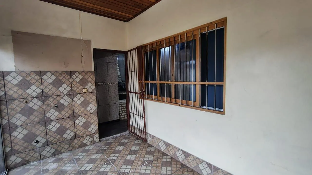 Imagem Casa com 2 quartos à venda