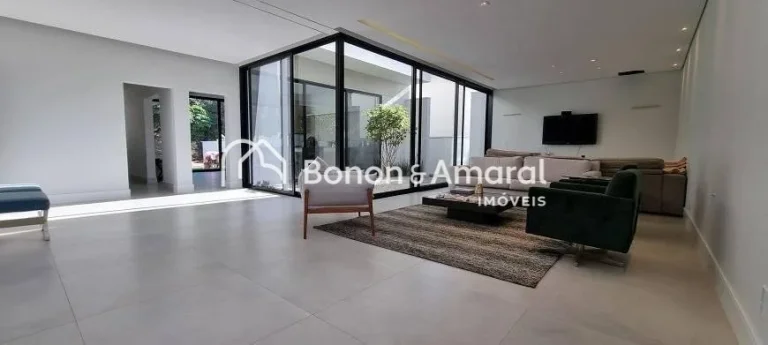 Imagem Belíssima Casa de Condomínio à Venda em Sousas - Campinas.

Casa nova recém construída, terreno...