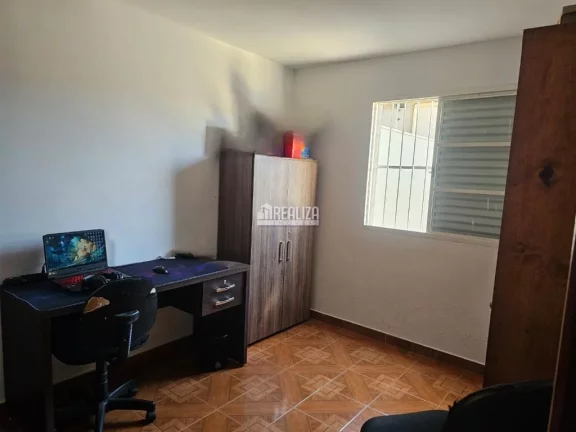 Imagem Casa à venda no bairro Tita Rezende em Uberaba