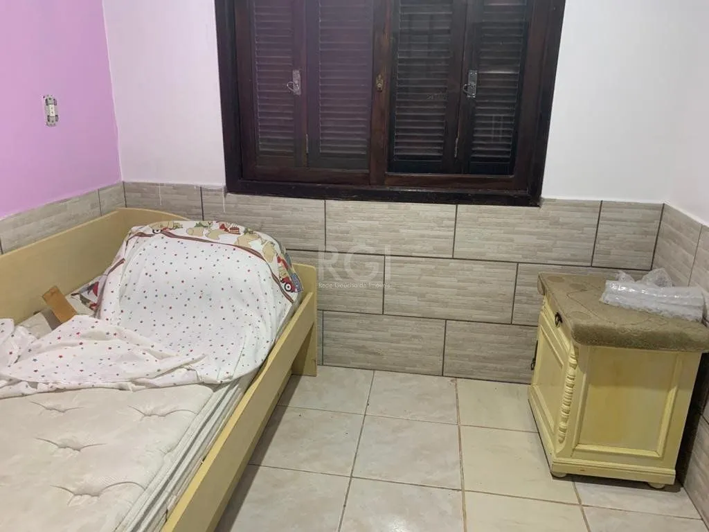 Imagem Casa para Venda - 179m², 4 dormitórios, sendo 1 suites, 3 vagas - Centro