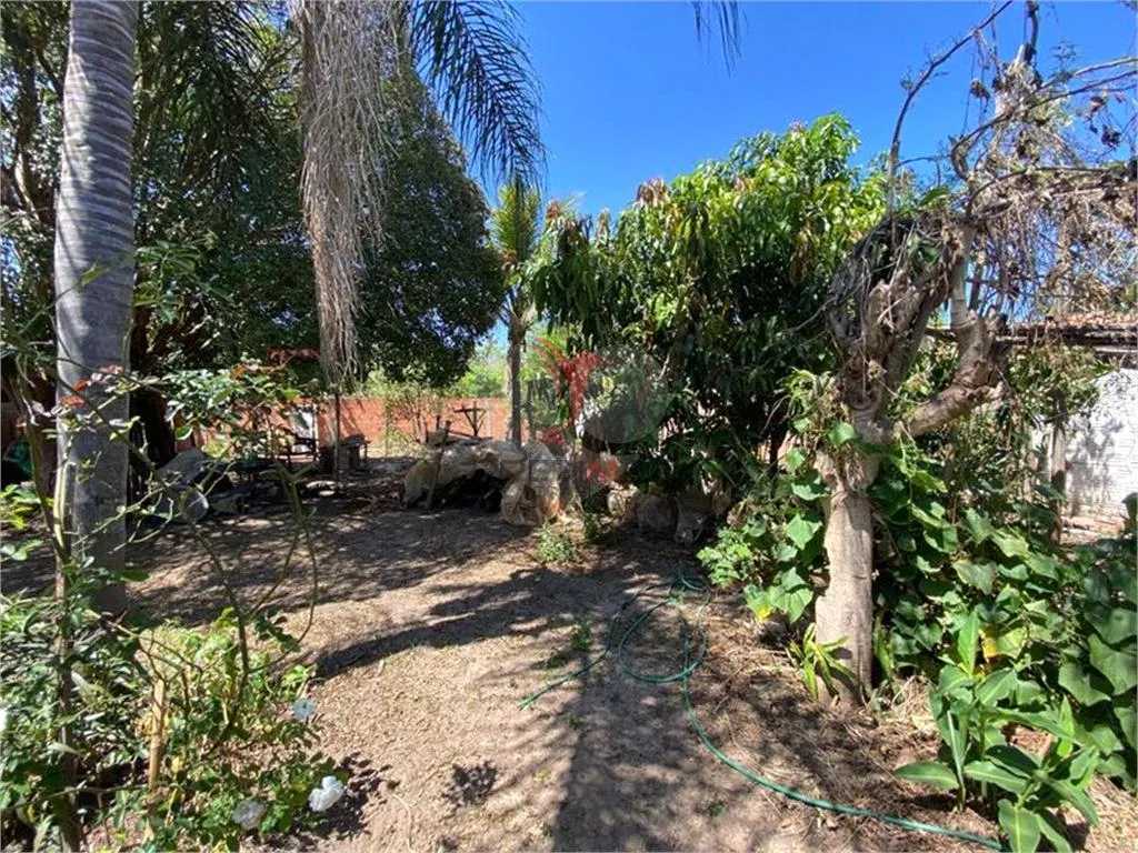 Imagem Fazenda/Sítios/Chácaras de 3 quartos, 209m² no bairro Centro, em Borebi