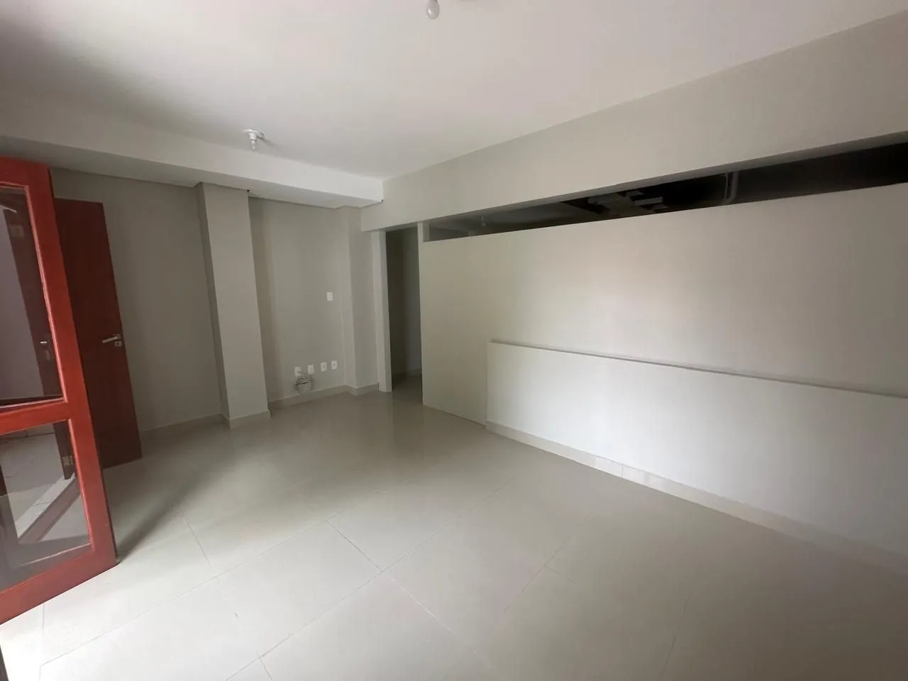 Imagem Vende-se casa com 4 suítes, 184m² e 4 vagas - Chácara das Pedras