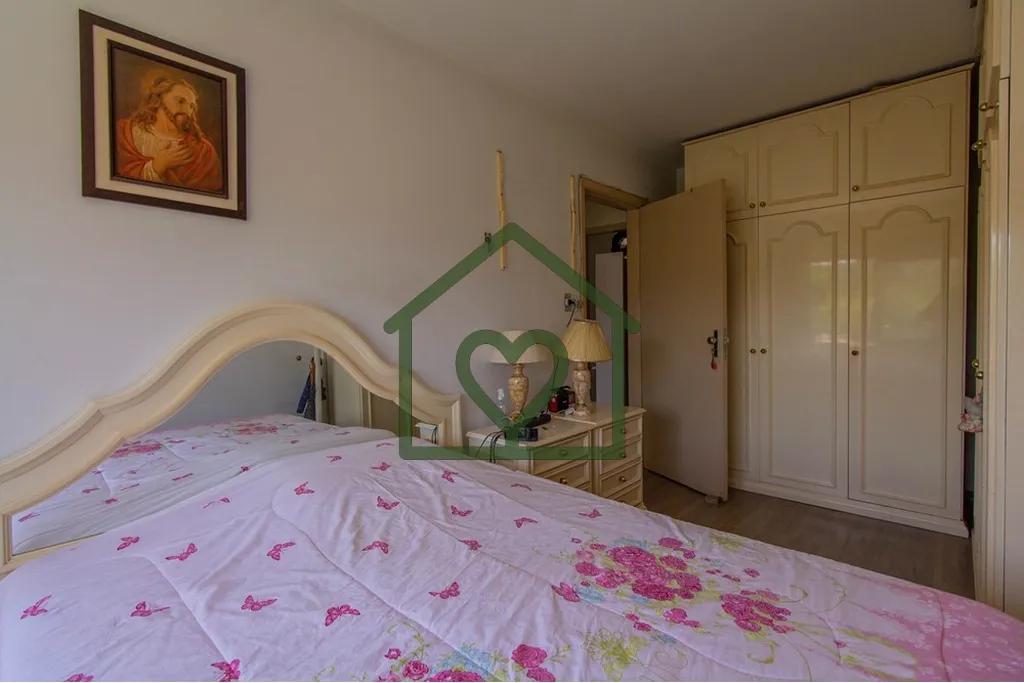 Imagem No Bairro Santana, apartamento 2 dormitórios, frente com sol da manhã, cozinha, área de serviço ...