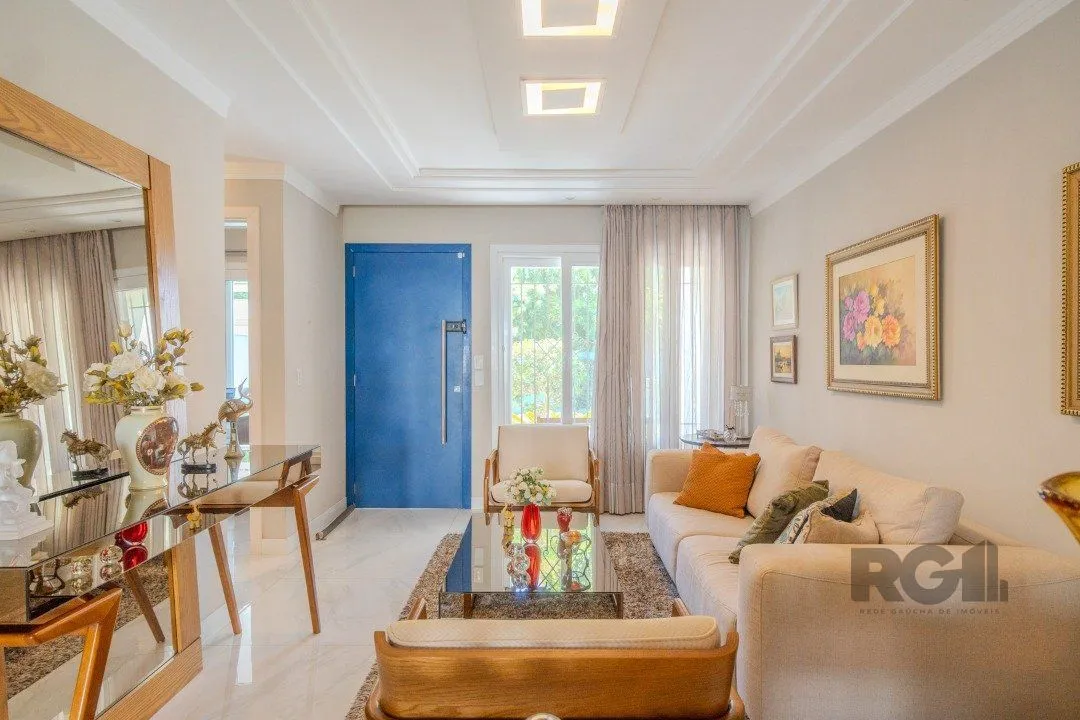Imagem Casa de Condomínio com Arquitetura Exclusiva e Ambientes Sofisticados