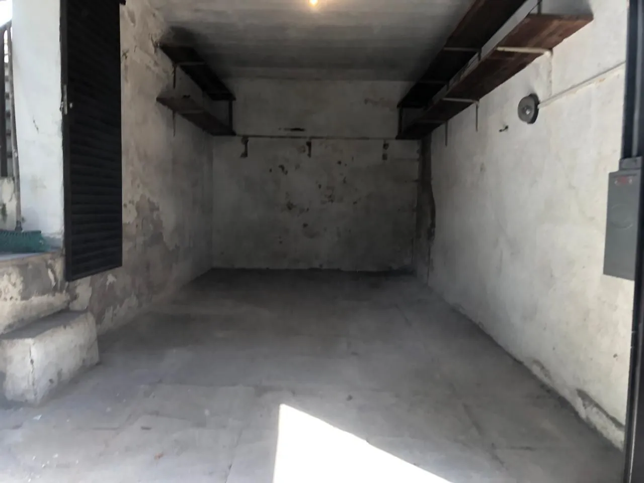 Imagem Casa de alvenaria, 3 dormitórios, 1 vaga coberta, bairro Mont Serrat.