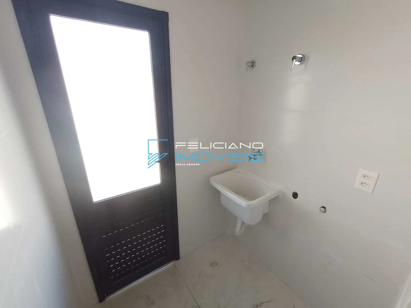 Imagem Apartamento com 2 quartos, Aviação, Praia Grande - R$ 760 mil, Cod: 7470