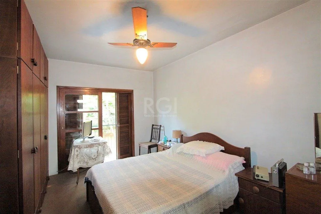 Imagem Casa para Venda - 187m², 3 dormitórios, sendo 1 suites, 2 vagas - Jardim São Pedro
