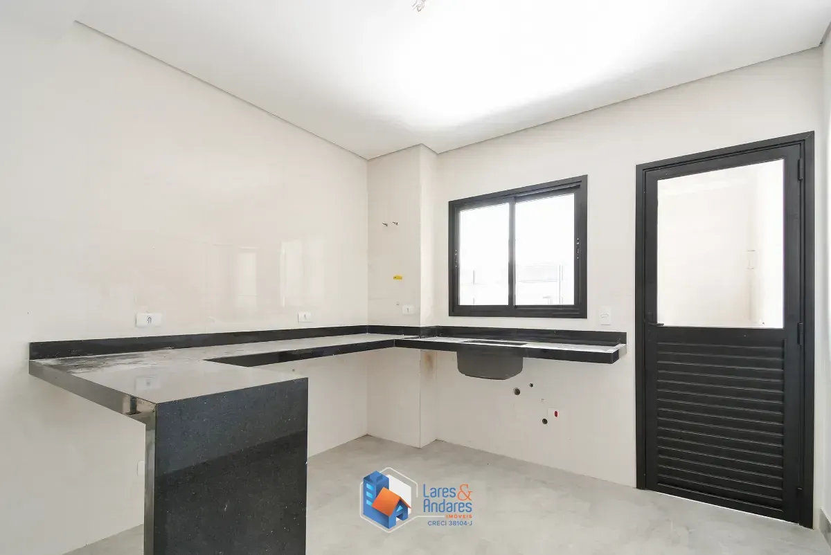 Imagem Sobrado para venda em Vila Gumercindo com 3 quartos, sendo 1 suíte, 150m²