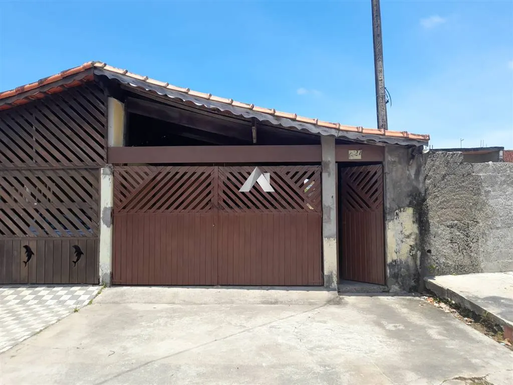 Foto do imóvel Casa na praia de Mongaguá bairro de moradores fixos, otima localização. em AVENIDA CANADA, 678 - FLORIDA MIRIM, MONGAGUA - SP