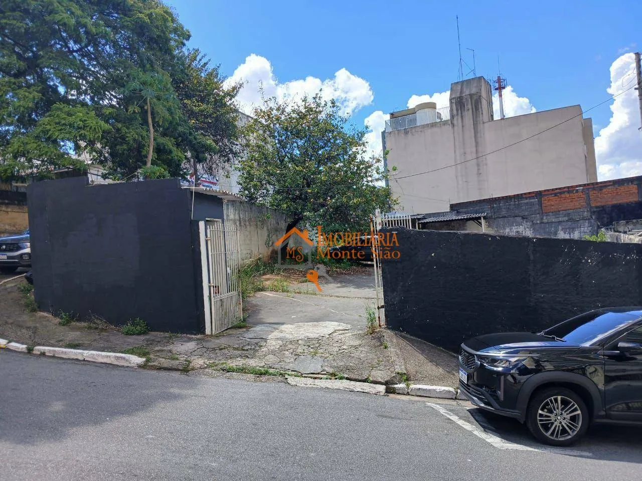 Imagem Terreno à venda, 400 m² por R$ 2.000.000,00 - Centro - Guarulhos/SP
