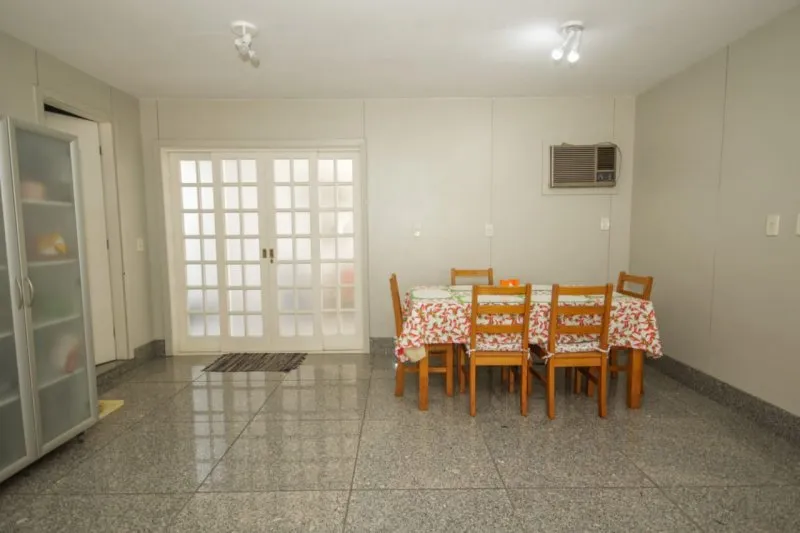 Imagem Casa Alto Padrão a Venda no bairro Barra da Tijuca - Rio de Janeiro, RJ