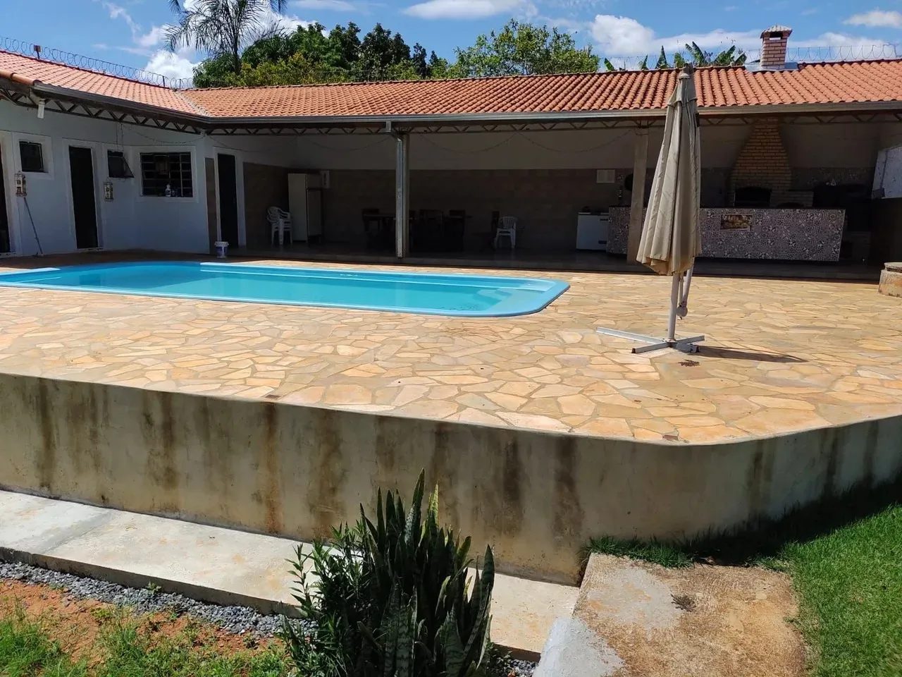 Imagem Chácara Completa à Venda no Bairro do Cercado ? Lazer e Conforto em um Só Lugar
