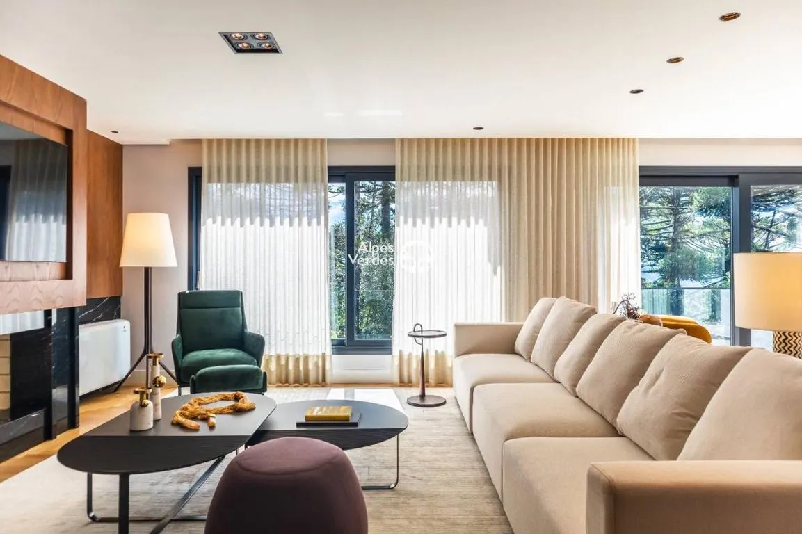 Imagem Apartamento à Venda em Planalto, Gramado - RS