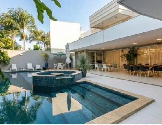 Imagem IMÓVEL RESIDENCIAL COM 674M² DE ÁREA CONSTRUÍDA E TERRENO COM 688M² - 5 QUARTOS ? 6 VAGAS - NO CONDOMINIO RESIDENCIAL VILLAGIO IPANEMA, RIO CLARO/SP. IMÓVEL AVALIADO EM R$ 5.554.465,43 1ª PRAÇA ÁS 14;30: 22/01/2026 - VALOR INICIAL DE VENDA: R$ 5.554.465